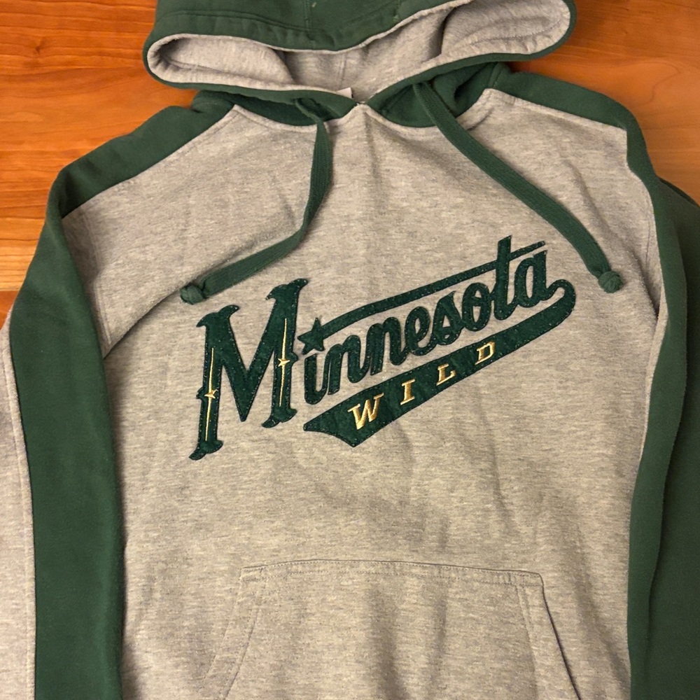 NHL Minnesota Wild Gray and Green Hoodie
